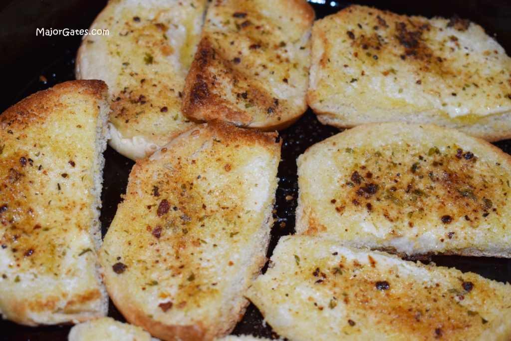 Hamburger Garlic Bread