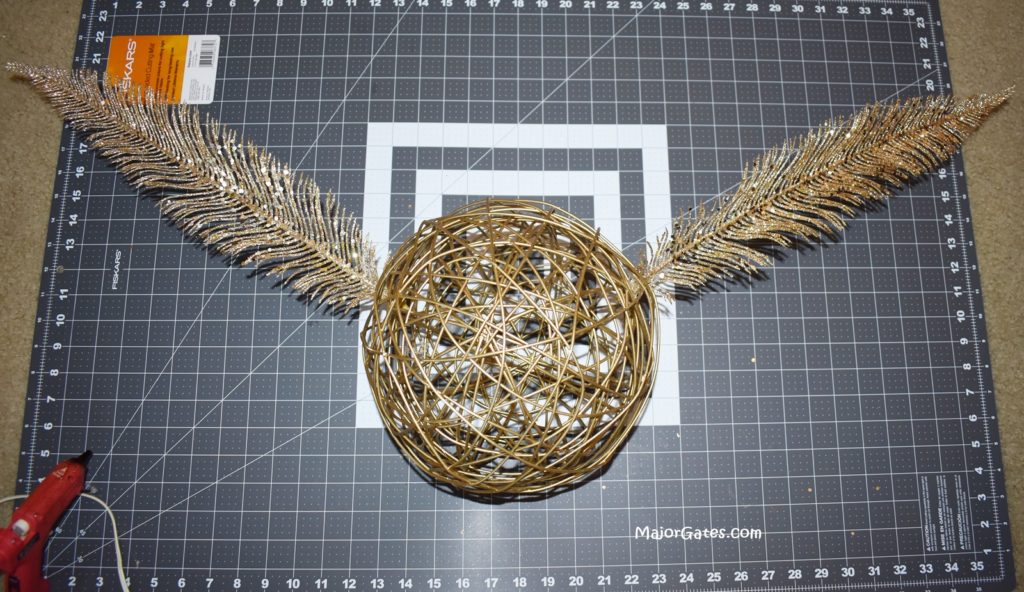 Harry Potter Snitch Christmas Tree Topper · Major Gates