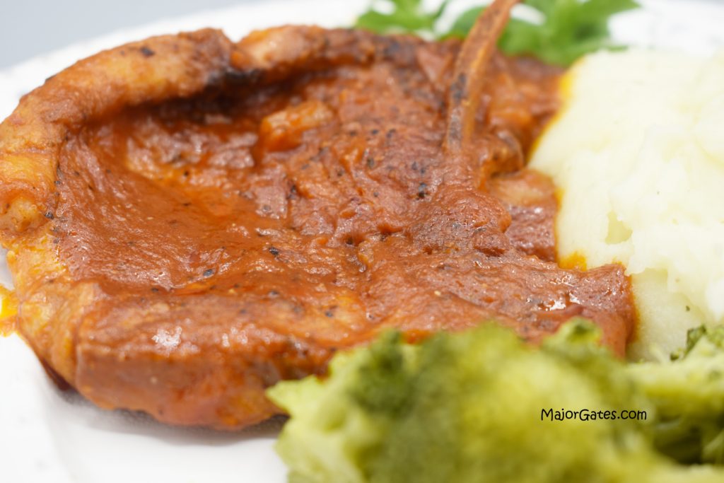 Pork Chops in Tomato Puree