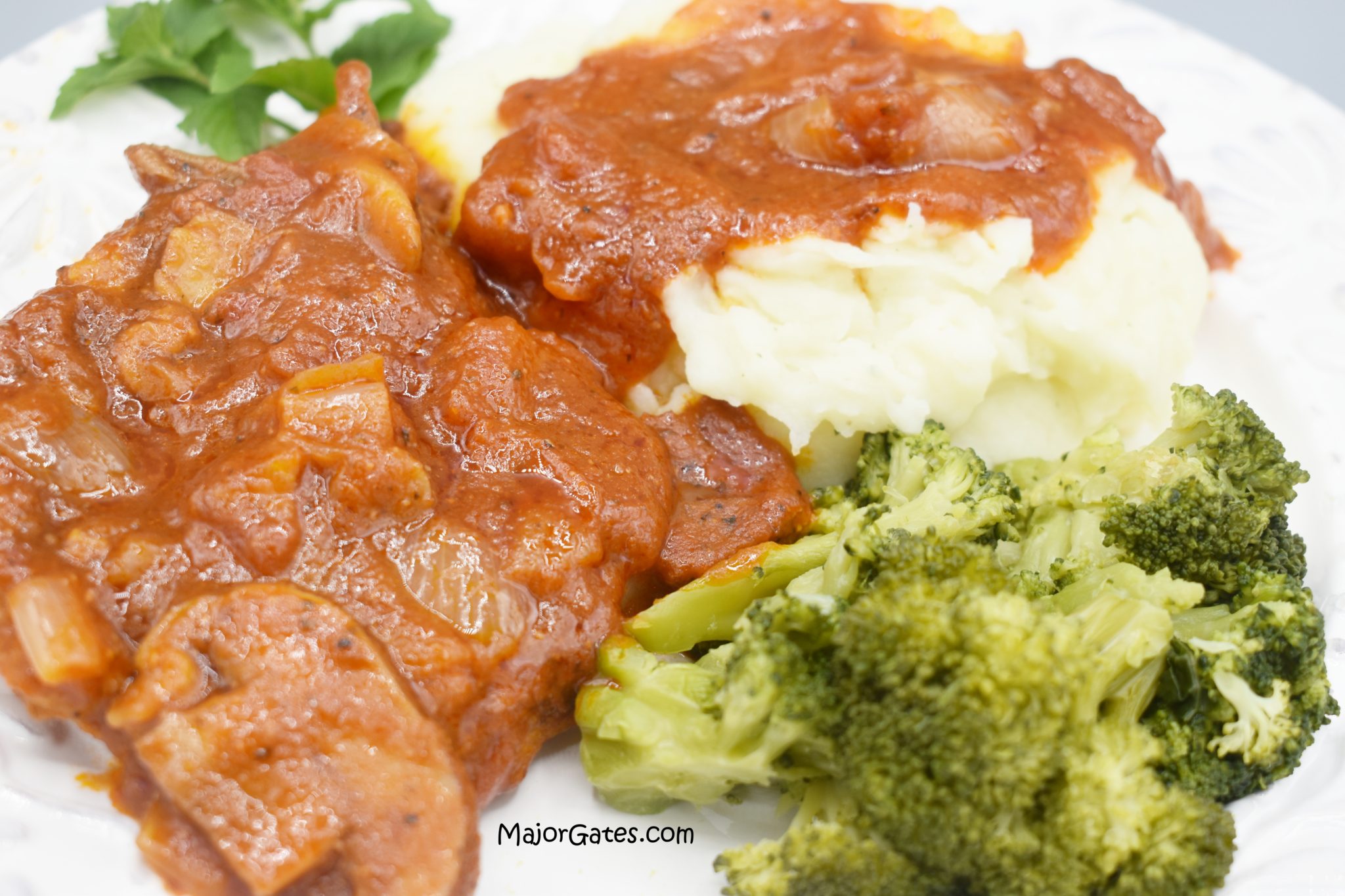 Pork Chops in Tomato Puree