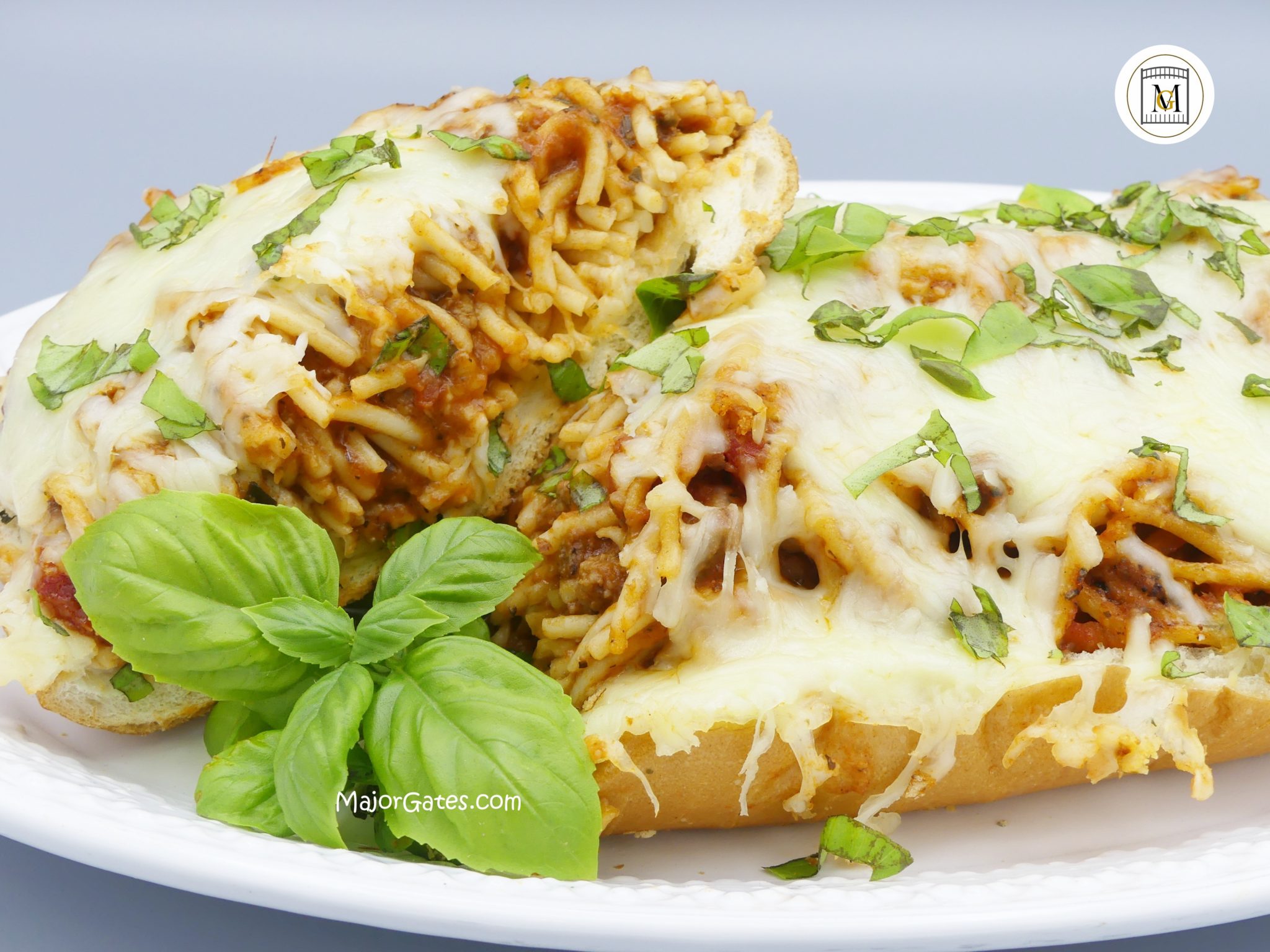 Spaghetti Stuffed Garlic Bread