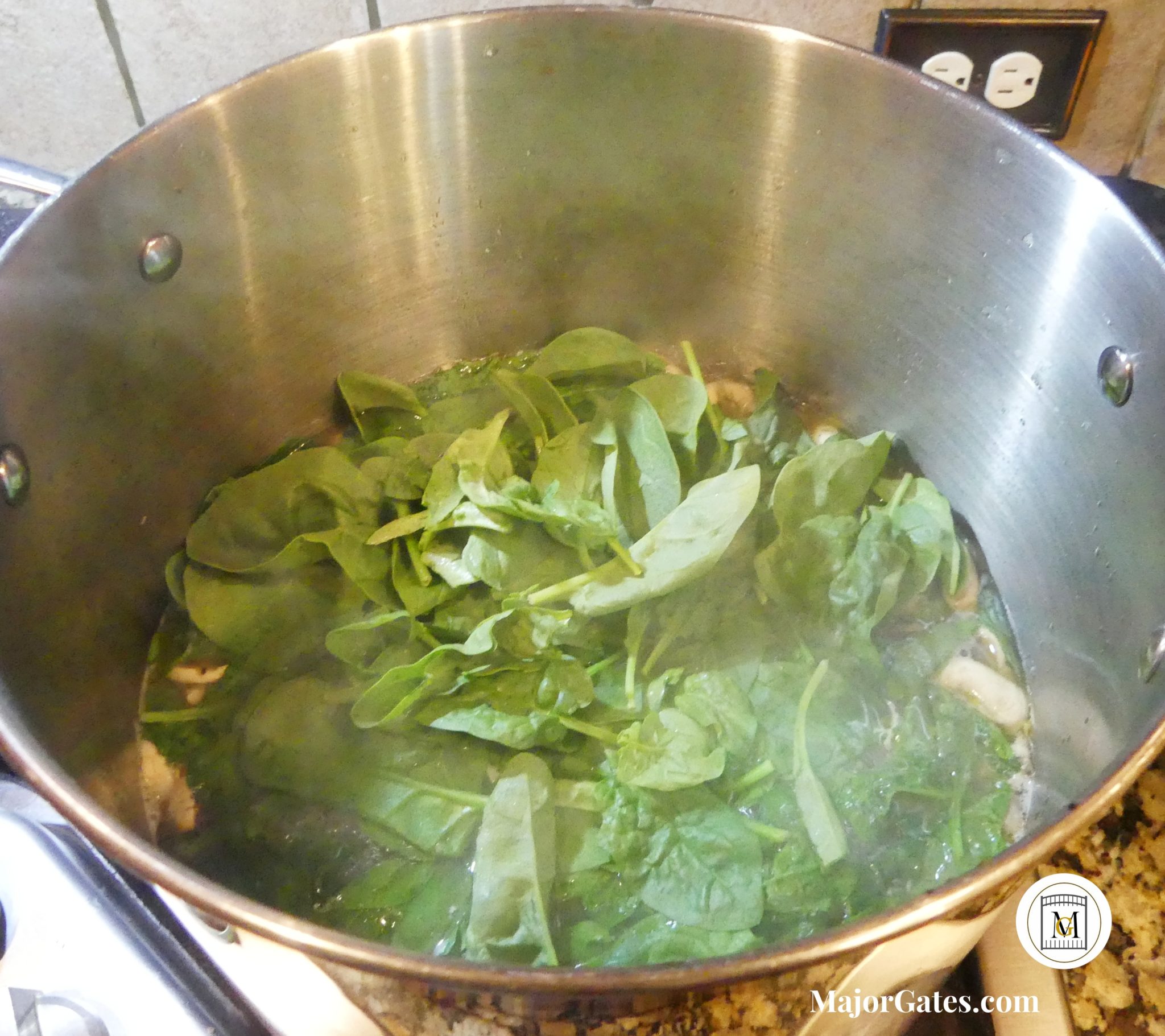 Clear Mushroom and Spinach Soup