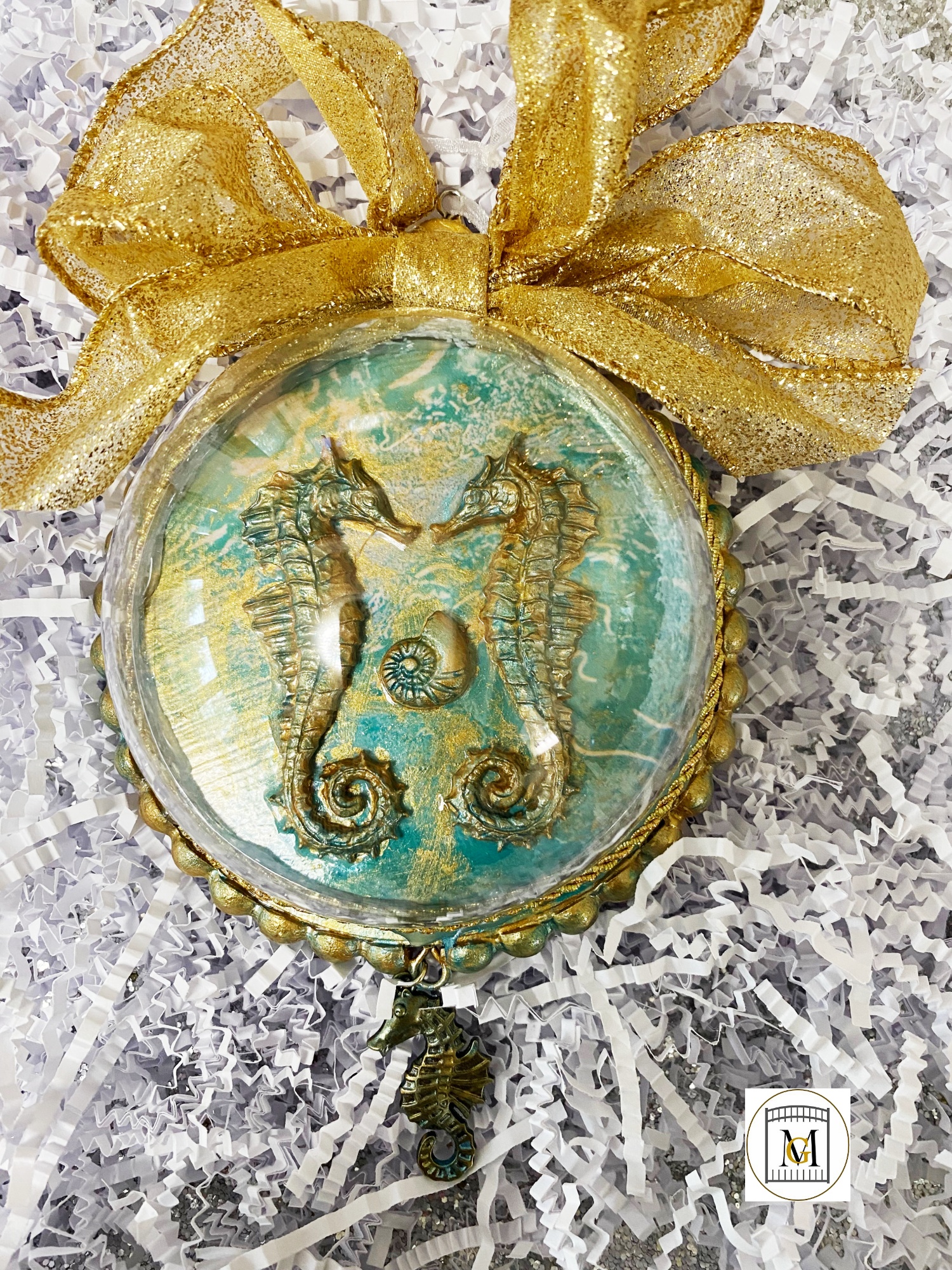 Half bulb seahorse ornament