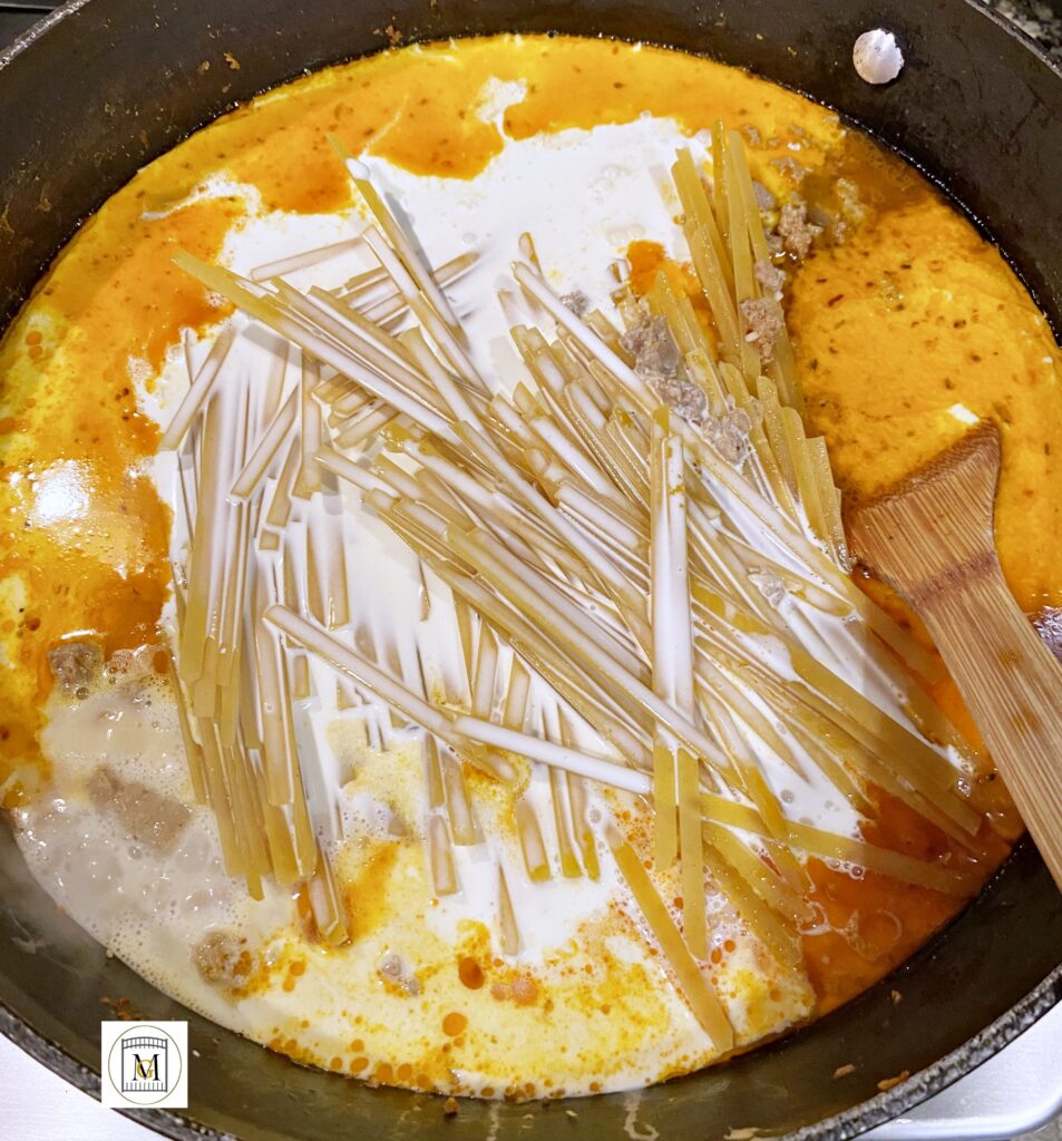 One-Pot Creamy Ground Turkey and Cheesy Butter Pasta