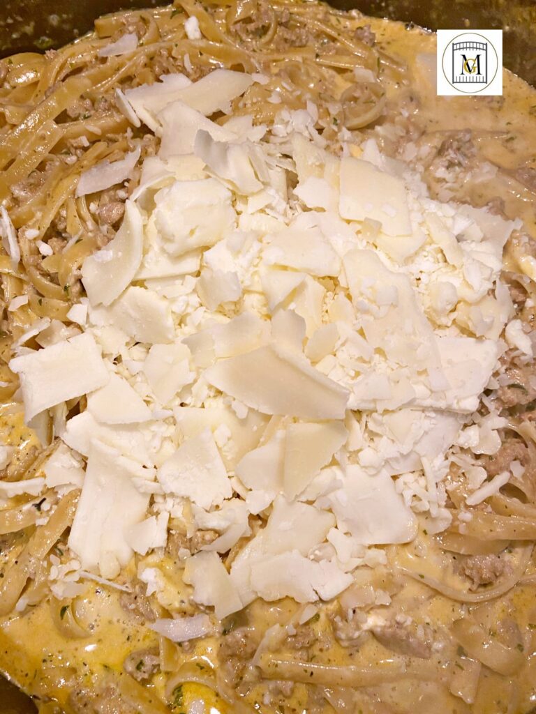 One-Pot Creamy Ground Turkey and Cheesy Butter Pasta